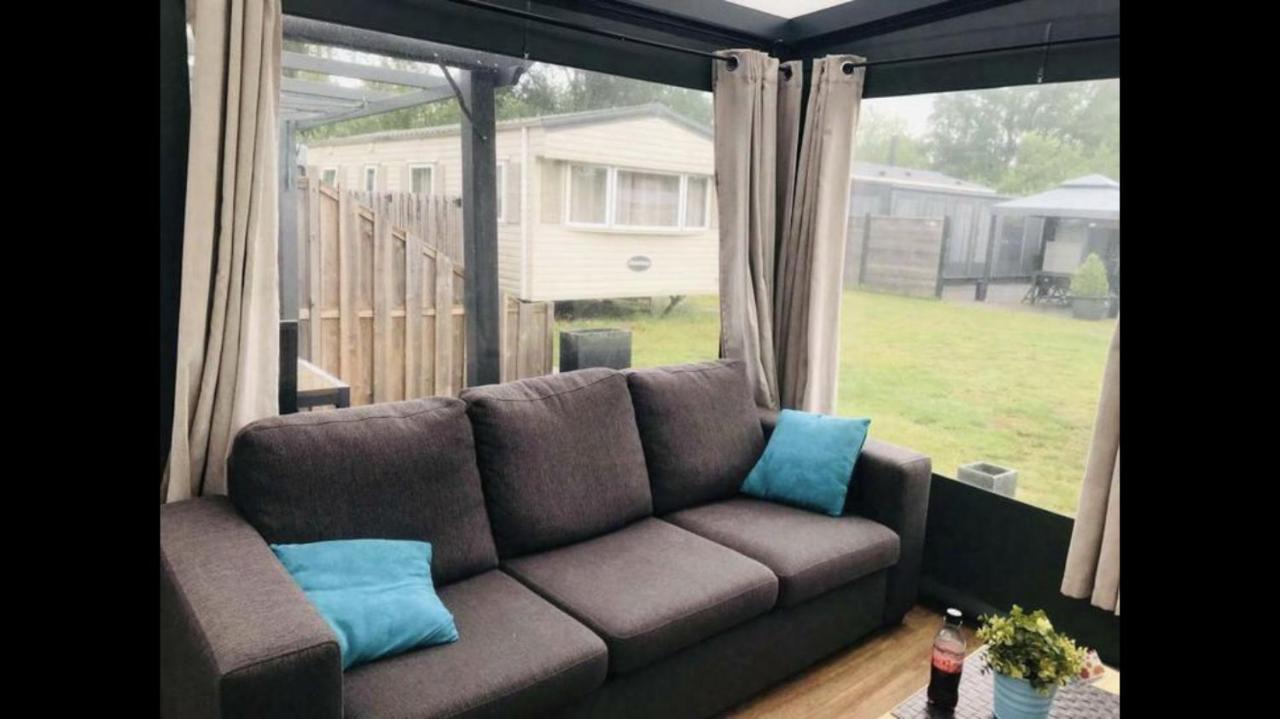 Chalet 4-6 Personen Op 5* Camping Terspegelt Эрсел Экстерьер фото